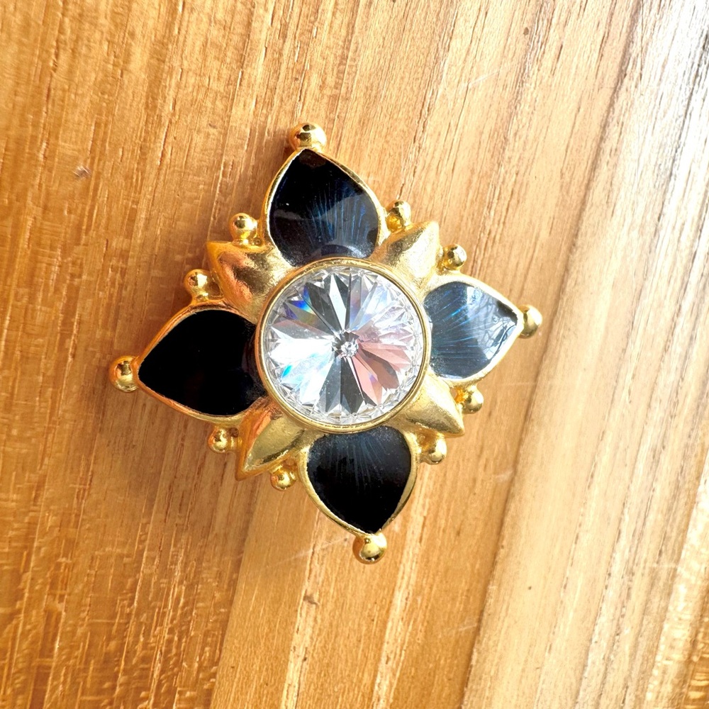 Vintage Gold Tone Blue Navy Prong Set Flower Pin Brooch